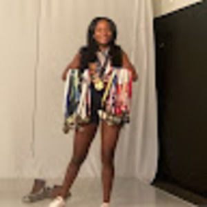 Meet your Posher, Elle